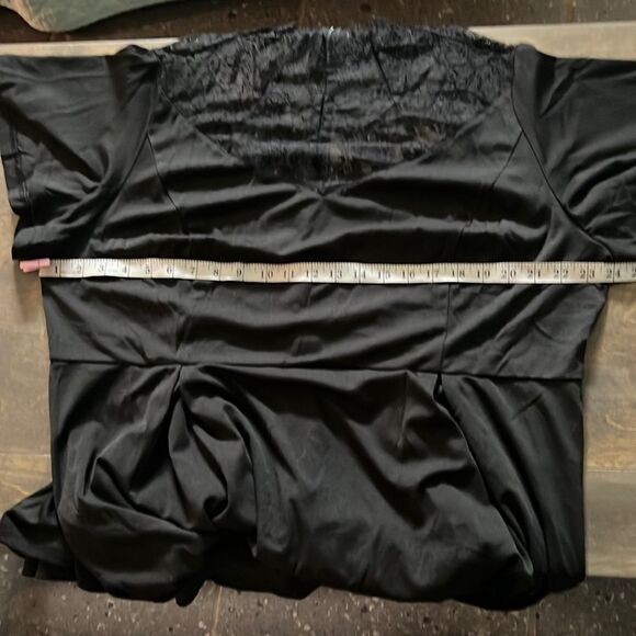 NWT Scarlet Darkness  Gothic Flutter Sleeve Lace Neck A-Line Dress Sz-24W - Picture 11 of 15